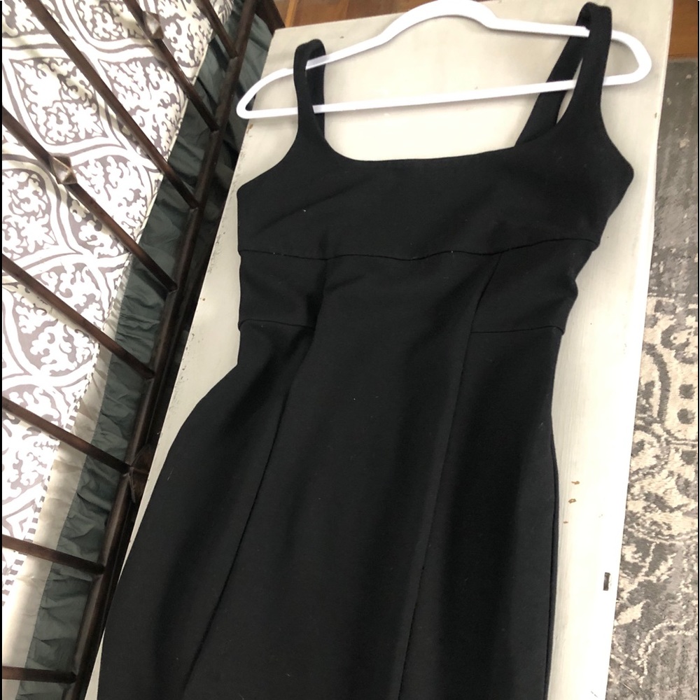 Diane Von Furstenberg... little black dress - Picture 13 of 15